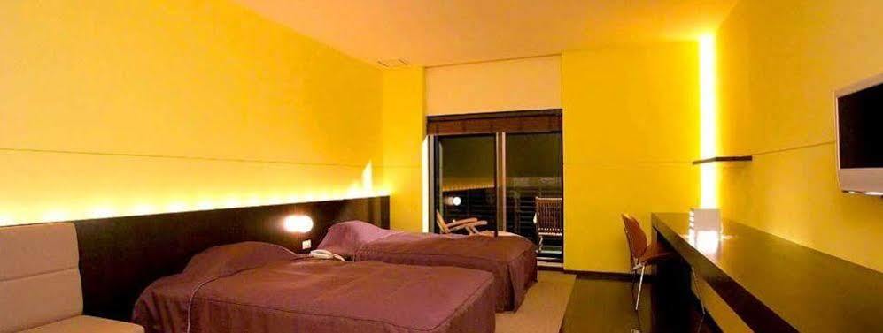 Hotel Ame No Hi To Yuyake-Adult Only à Chitose  Extérieur photo